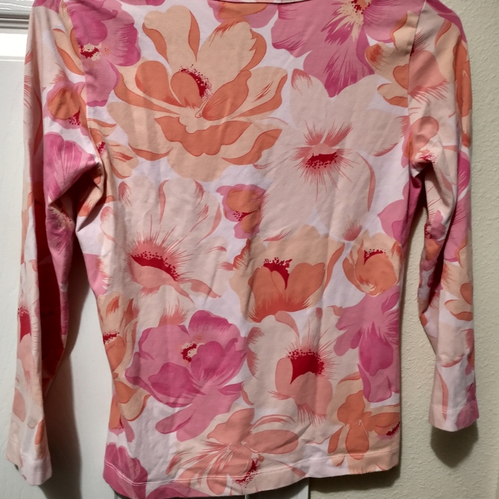 Shirt Rafaella - SUPER CUTE! Size Small - Picture 2 of 2